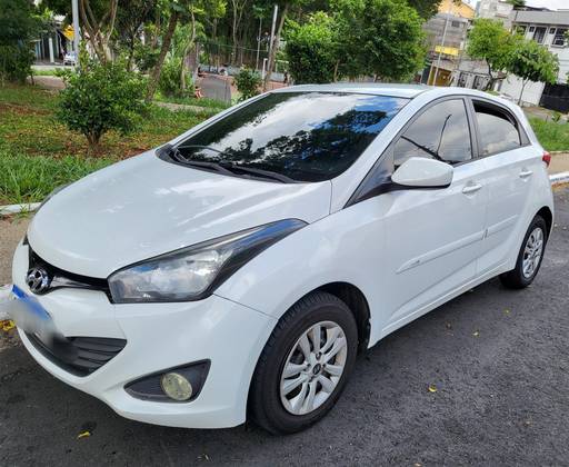 HYUNDAI HB20 1.6 COMFORT 16V FLEX 4P MANUAL HYUNDAI HB20 1.6 COMFORT 16V FLEX 4P MANUAL